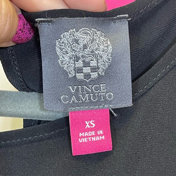 Vince Camuto, Black Romper with pockets. Size XS. In excellent condition! - Picture 5 of 7